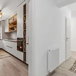 D&a With Private Parking Апартаменты *