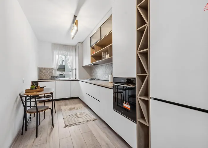 D&a With Private Parking *