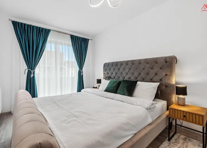 D&a With Private Parking