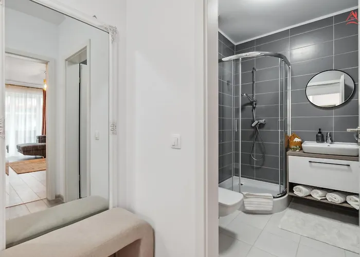 D&a With Private Parking *