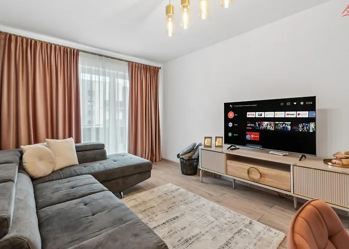 D&a With Private Parking Apartment